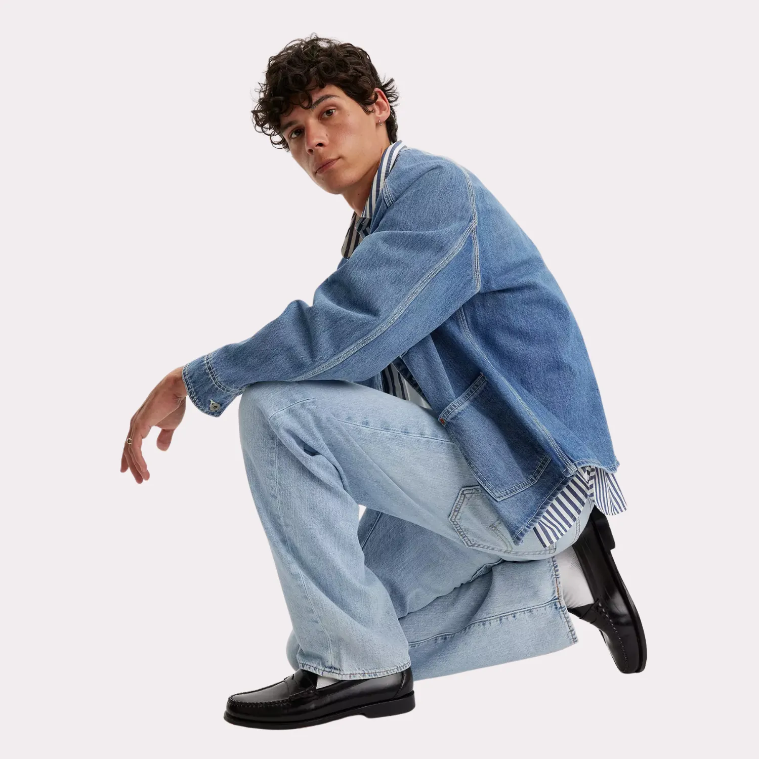 568 Loose Straight Jeans (Varsity Academia)