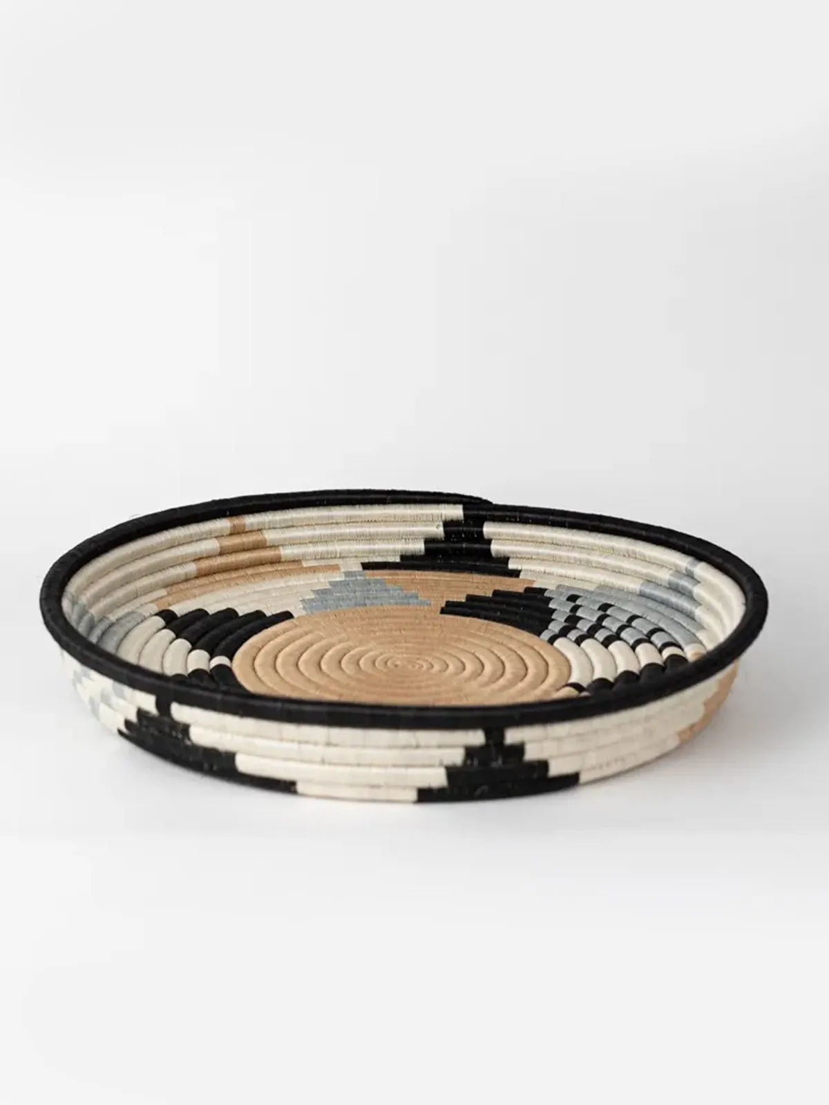 Boutique Diversiform Gray Woven Bowls